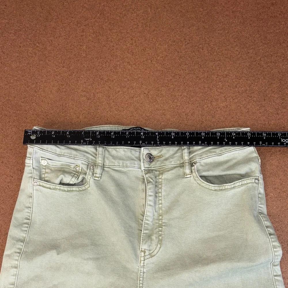 Calvin Klein Jeans Women's Skinny Jeans in Light Green